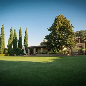 Hébergement de vacances Borgo Risi *