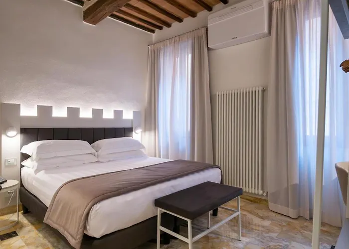 foto di Hotel Torre Del Fuggisole Siena