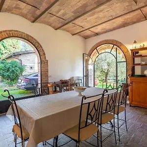 Vignano - Exotic Among Olive Trees